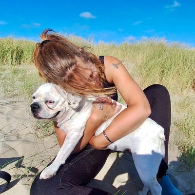 dieren, muziek, nieuws, onderwijs. Slava Ukraini. team women.