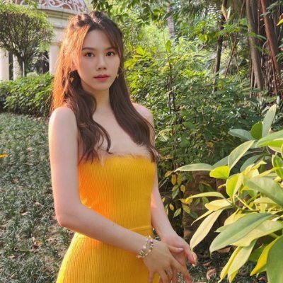 I am an Asian woman, I hope you do not discriminate against me😍