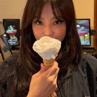 jennie's gf (@jazzluver8) 's Twitter Profile