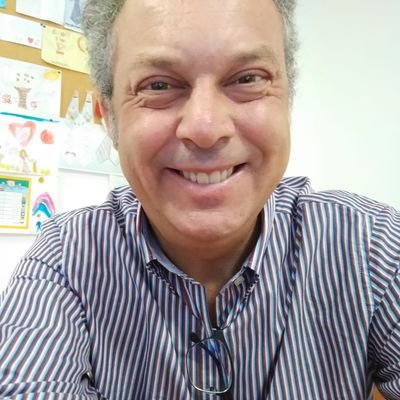 Addetto stampa di UniCt tuttofare... o quasi! Dalla penna alla tastiera fino al servizio fotografico per raccontare “fatti” di ogni genere