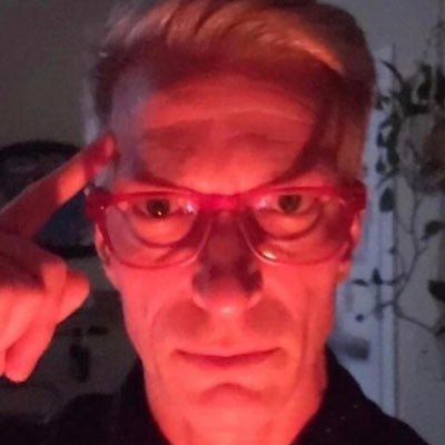 jangkyui's profile picture. We do a little bit of trolling in here