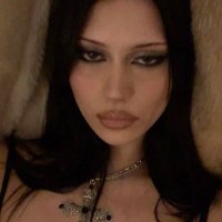 bella (@selffat) 's Twitter Profile