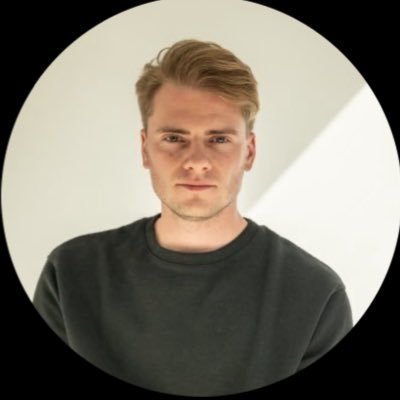 Doing things with crypto | Co-founder @weRate Official | Host @CoinCompassHQ | bestselling author | Forbes 30U30 | Business & partnerships: @GavinVDL
