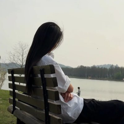 aruru1996113's profile picture. Making moves and kicking goals!