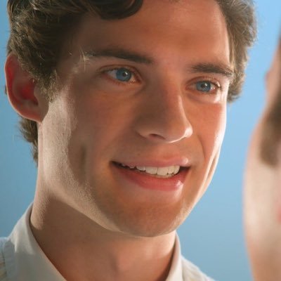 4taylortwice's profile picture. ONE SPARK BABY