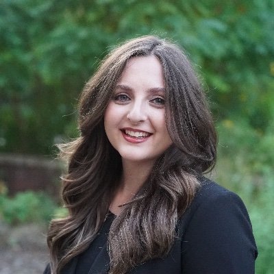 madalaine_e's profile picture. Reporter @cnalive