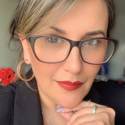 Mineira | Advogada | Direita |Flamenguista | Dizis Turcas | Meu Twitter, minhas regras!