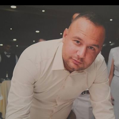 groupart528's profile picture. Kostic