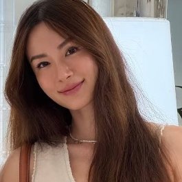 Entrepreneur and Head of Design Department at Alice + Olivia by Stacey https://t.co/X1zxDIk1kN