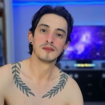 37 años.
Adulto con Aspenger.
Single Bi inter con 1.80 de altura.
Gustos por el cine y la televisión, la buena música, el café.
Soy libra de octubre.