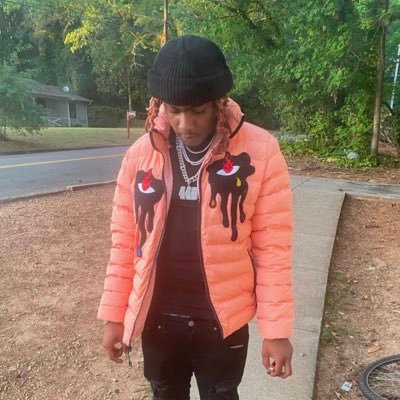 Instagram:3072zae I get pages back instagram , twitter , Facebook , Snapchat no I’m not a fake page you can video call me