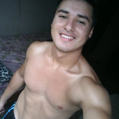 moises_caicedoo's profile picture. La vida ; es una aventura atrevida o no es nada.....