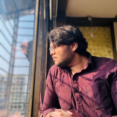 Hamzakh29's profile picture. Software Engineer, Horror movie buff and Lisztomaniac.