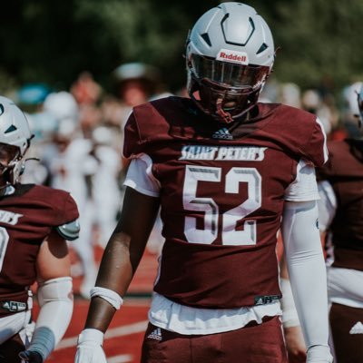 4⭐️ St. Peter’s Prep OT/DL ’27 | 6’6” 275 | WSpand: 85” | HC: @coachrichhansen | ✉️oluoluwasemilore@gmail | Agent: @KinslerLatish 📞 4703059666