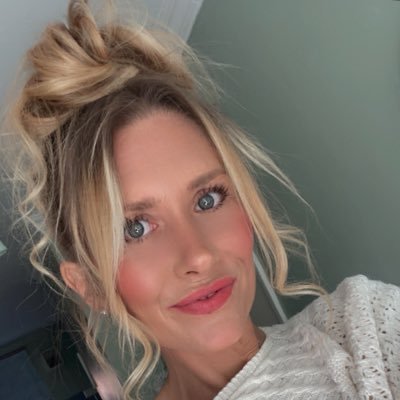 danielle010440's profile picture. Always told if you’ve nothing nice to say don’t say anything at all. so this also applies to my X and no weird DMS or comments on my posts dont like move along.