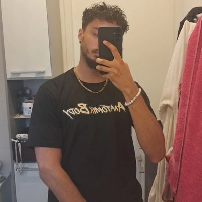 Free 🇵🇸🇱🇧🇸🇾🇨🇩🇦🇲|
@Juventusfc 🤍🖤 |
✝️❤ | Mes 3 Passions | Jeux vidéos 🎮Manga 🎴 | Foot ⚽️ | Fuck le RN Fuck LFI Fuck Renaissance