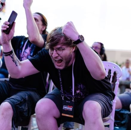 Fogeruuu's profile picture. Granblue Fantasy Versus Rising | Probably playing Top 1 | 23 | Play FF X | pfp by @_lycrus