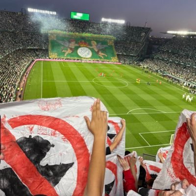 Europa pasará por Nervión, Eo! Eo! Aunque le duela a la otra afición, Eo! Eo! Lo mejor de la ciudad siempre. SEVILLA FÚTBOL CLUB. Nueva cuenta 🤪