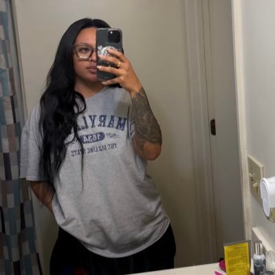 Owner of, “Heartbreak” clothing brand. DM to lock your pair. IG: aija_richardson 💔🔥 #womenintech