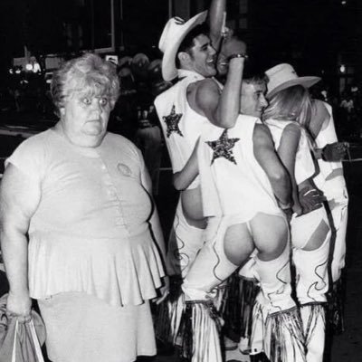 shameless_queer's profile picture. ukrainian tboy who steals money from american taxpayers | #boygenius #canucks #wicked #kpopdemonhunters #twice