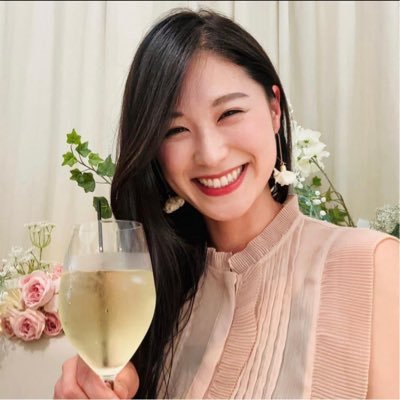 kimSe_wan's profile picture. 