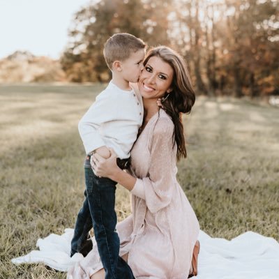 krystalgreene05's profile picture. 