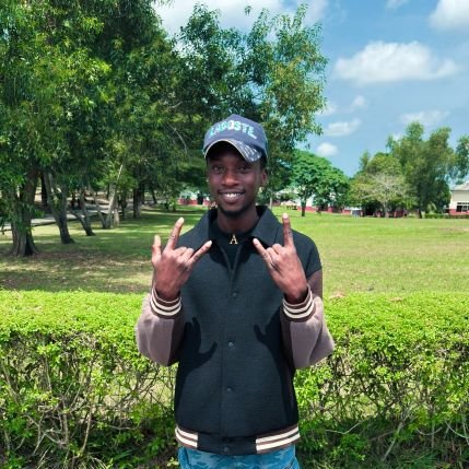 iamshalcon100's profile picture. T.R.A.P

🙏To Rise Above Poverty 🙏