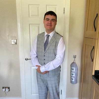 17, Irish 🇮🇪 keep er’ lit 🔥, just speak my mind