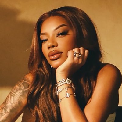 Sua melhor e mais atualizada fonte e fã clube diário de informações sobre a cantora, compositora e Latin Grammy Winner @Ludmilla | Parody & Fan Account - 🗞