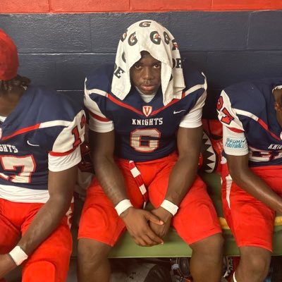 FBU MVP/2027/ HT:6’1/WT:201/Pos:ATH/RB/NICKEL/GPA:4.0/Ocala Florida/ Vanguard High /11D1 offers/ HC @edwinfarmer1974/ 352-226-2784 📞me