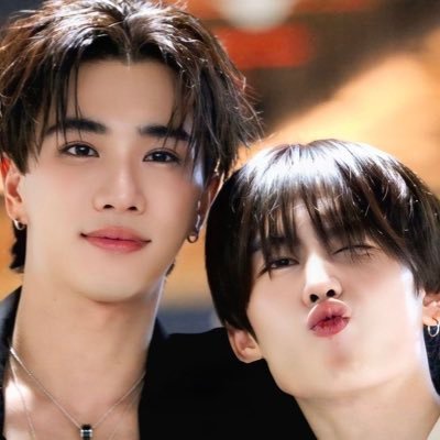 🖤🤍 #PERTHSANTA 🖤🤍/💚#NOMIN💚