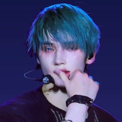 it'd be psycho to psychoanalyze. not looking for a relationship. #metwt