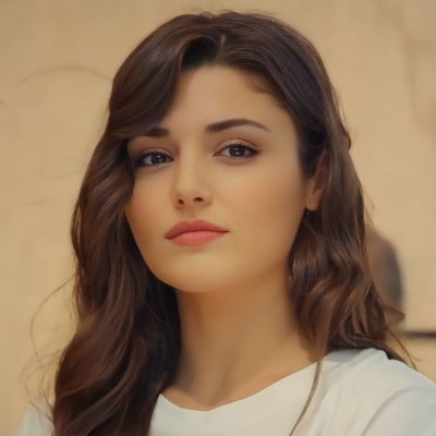 RaniaSaade58601's profile picture. Je trouve la paix dans le silence