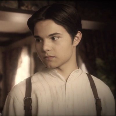 pearlouettes's profile picture. British 
3teen 
callistan !