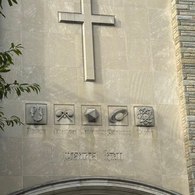 MaxDamore3's profile picture. Iso