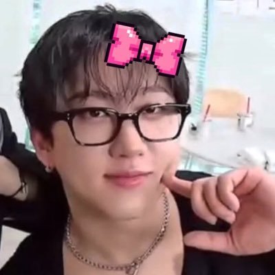 saw skz 6/6 & 6/7! || certified Seolar || Changbin smile obsessed || SeungBin girlie || ot8💗|| 30, infp, she/her || 🔞dni ||