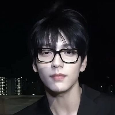 soobin por favor me bota te sugo a muito tempo