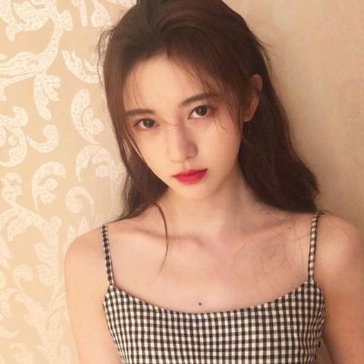 MilaJones2495's profile picture. 