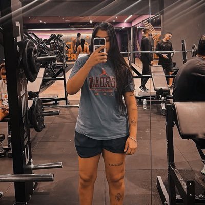 bergs03's profile picture. 🏄‍♀️ // @vascodagama