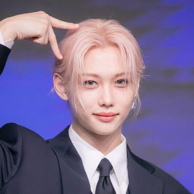 Cooking like a chef, I’m a ★⁵ Michelin~ Stay | 🐰🐿️🐥 Minsunglix main & OT8 selective collector