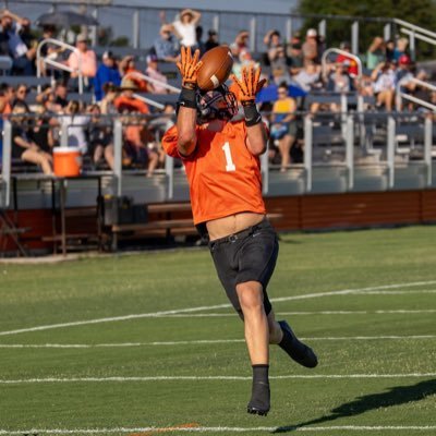 TE/WR/RB/DE/DB |6’0 180lbs|4.55 40|C/O 2027|⚾️|Track|TD1|email ivanmorris843@gmail.com|405-836-1648|Davenport Highschool Ok|HC @GPowell3_GP3 NCAA ID# 2502519161