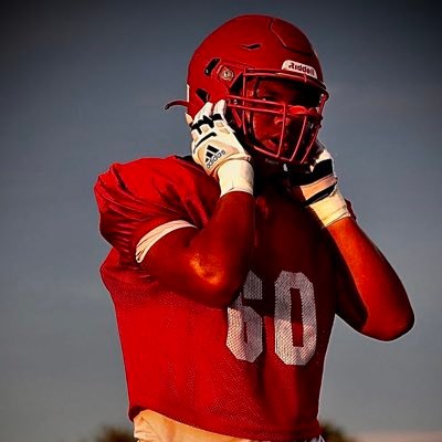 Mountain View Toros 27' | 6'6 | 275 | OT | 4.0 GPA | HC: @litten_andy | Contact 📚 Tyekennedy72@gmail.com | 📞: 6239807324 | Son of @Lkennedy72
