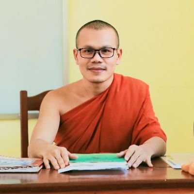 Pāli-Sanskrit Teacher at Cambodian Buddhist High School;
https://t.co/f6I97Iyc0s
x1
https://t.co/ROe1aq14GT