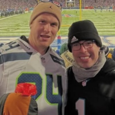 Son, Brother, @WeeseSports intern. Self-Proclaimed NFL Expert. 🇨🇦