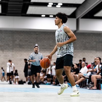 26’|6’4|182lbs |James Campbell Highschool|Oahu, HI| email: richardwindsor008@gmail.com