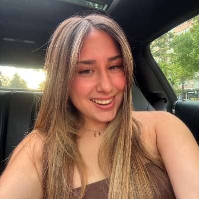 I barely use this one. Follow my real page 👉 @taniabbarrera