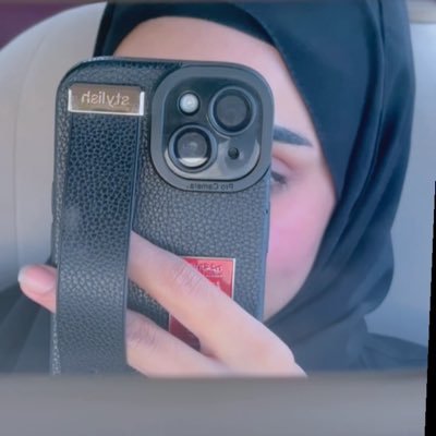 من المُمكن ان ننسى ألف وجع ولكن لا نستطيع ان ننسى خذلان المشاعر !