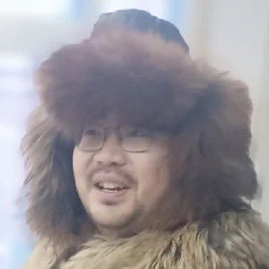 wang_yi78044's profile picture. 