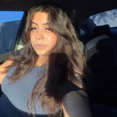 _mayliscastro's profile picture. {24} ,Out of sight out of mind 🪬