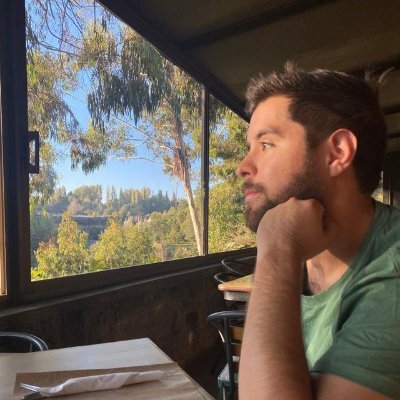 OlateToms's profile picture. 